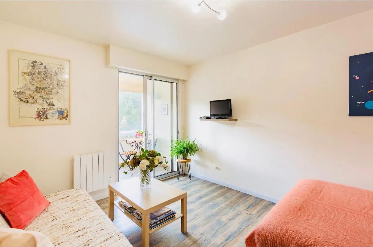 Location Petit F1 Neuf A Chatel-Guyon Apartment