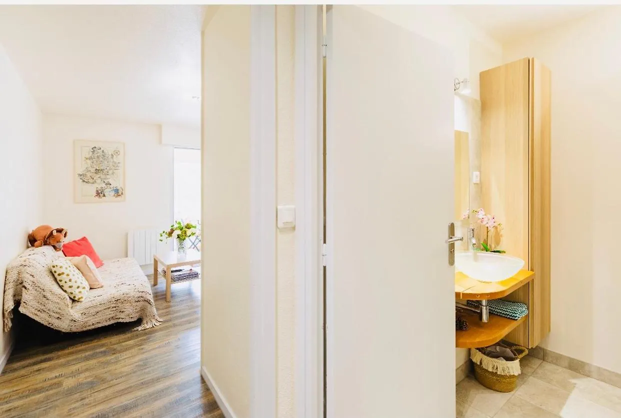Location Petit F1 Neuf A Chatel-Guyon Apartment